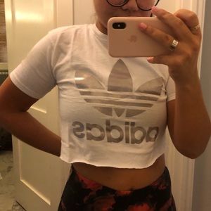Cropped Adidas Silver Logo Tee Shirt